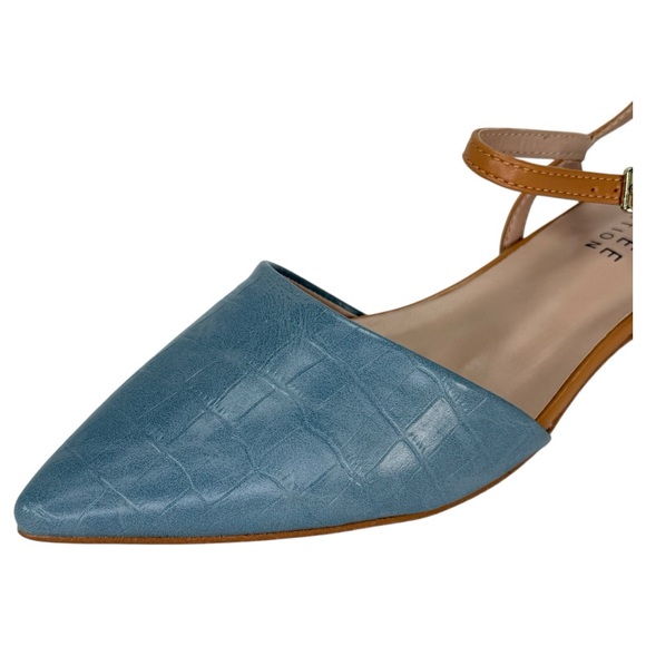 Journee Collection Brynn Blue/Tan Faux Leather Womens Flats Size 8.5M - Picture 7 of 12